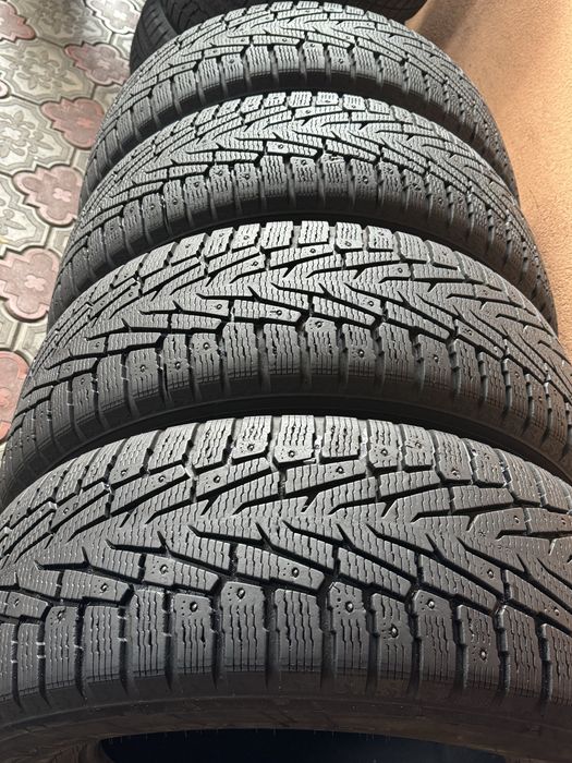 265/65 R17 Nokian зимняя резина 9+мм как новая 265 65 R17 зима