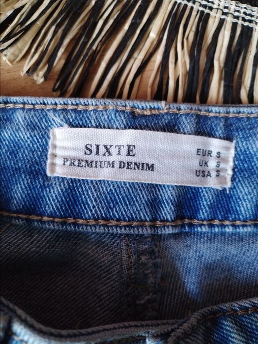 Fajne spodnie jeansy rozmiar XS-S