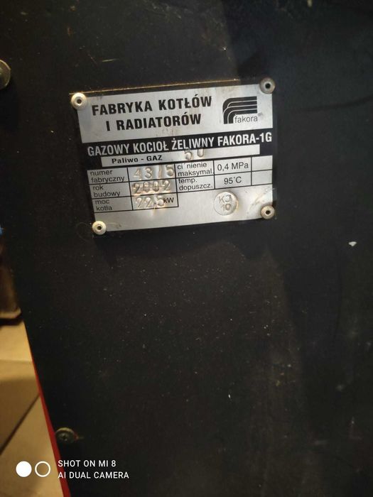 Piec centralnego ogrzewania marki "Fakora" piec gazowy