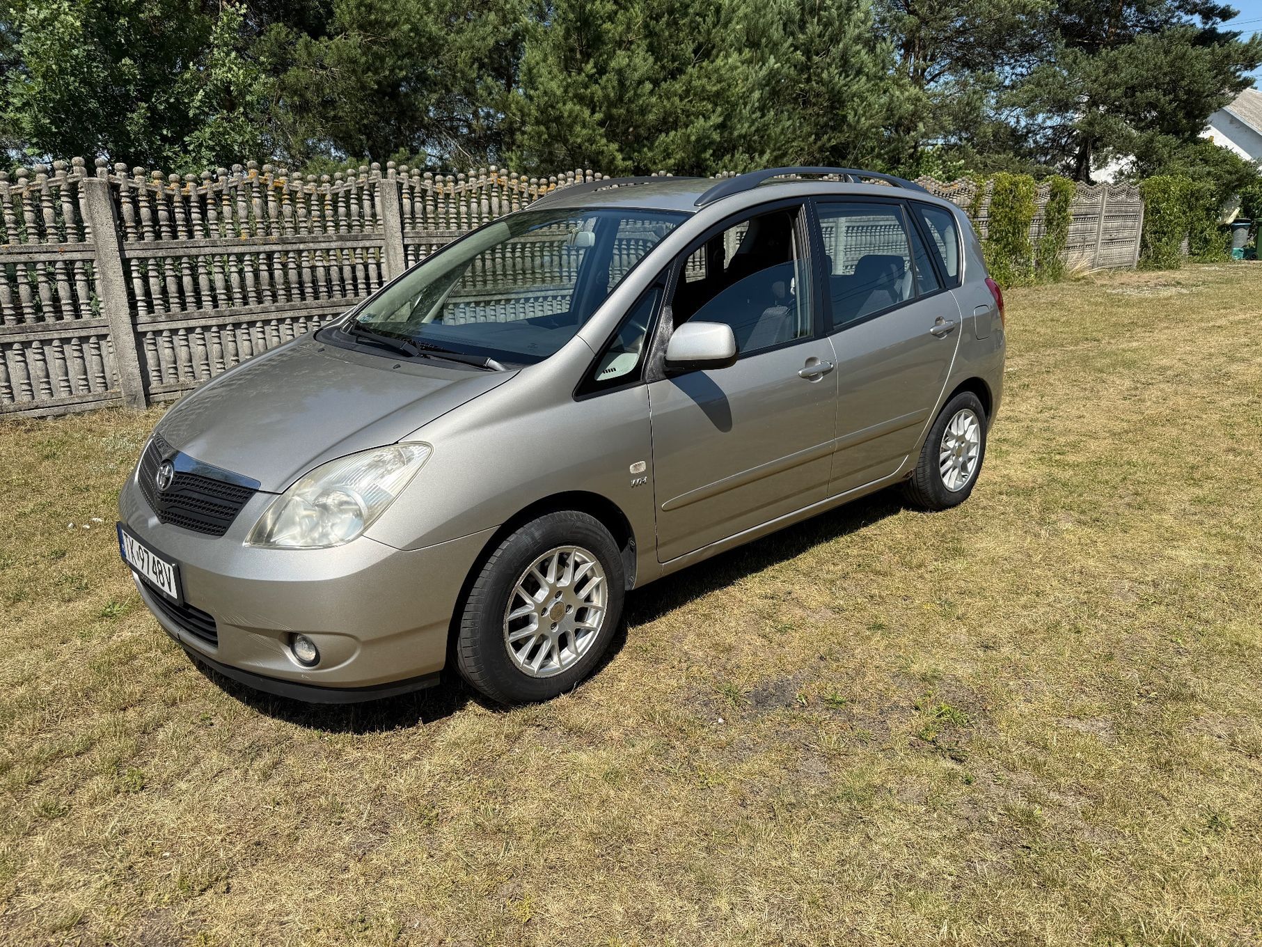 Toyota Corolla Verso Toyota Corolla verso 1.8 vvt-i 2003r