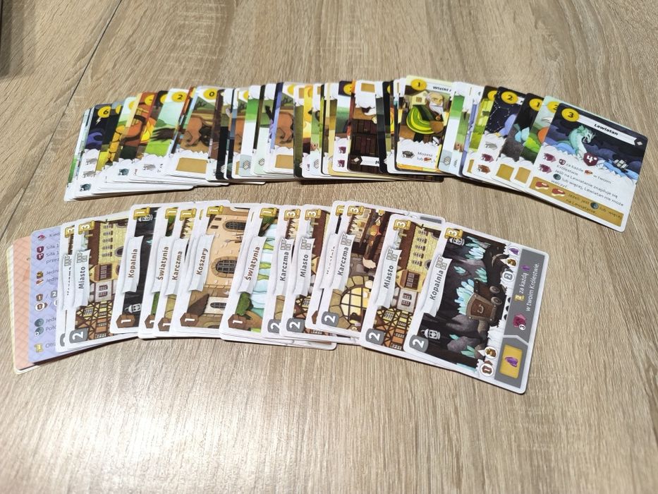 Paper Tales gra karciana