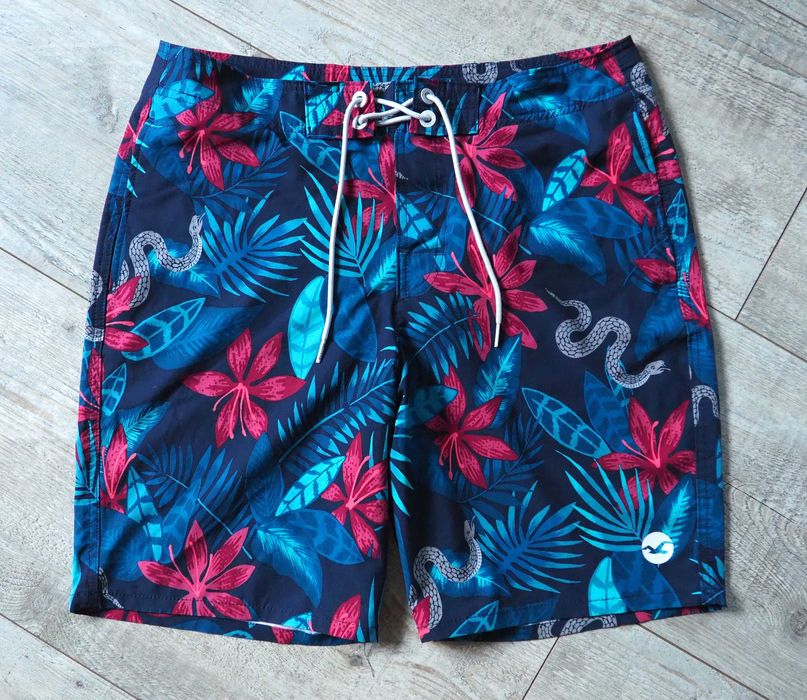 HOLLISTER_Epic Flex_spodenki plażowe męskie_rozmiar 34