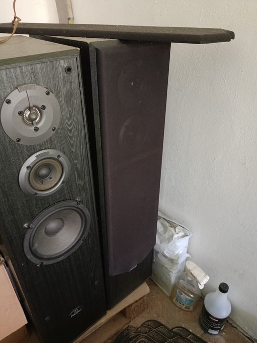 Kolumny magnat czarne