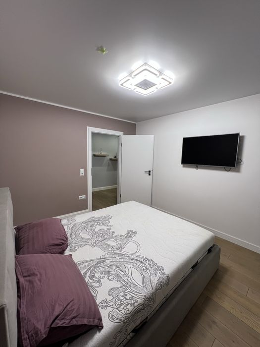 Сдам 2 х к +кухня-гостинная Небесной сотни 41