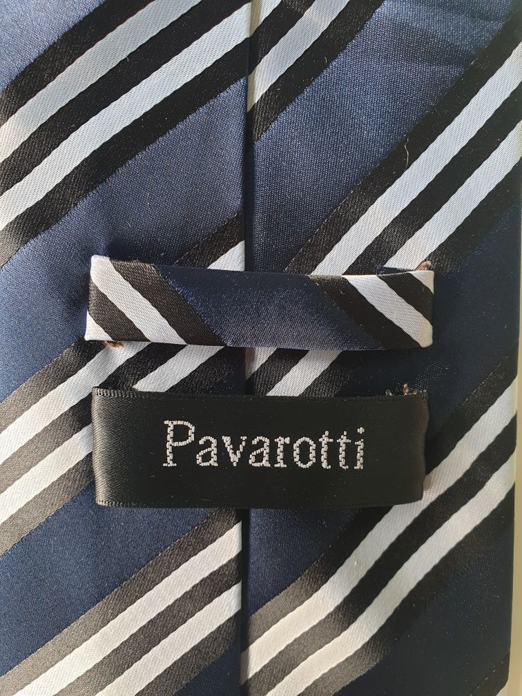 Zestaw 16 krawatów nieużywane garnitur