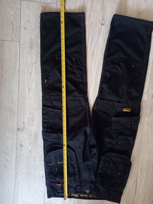 Продам рабочие штаны  DeWALT