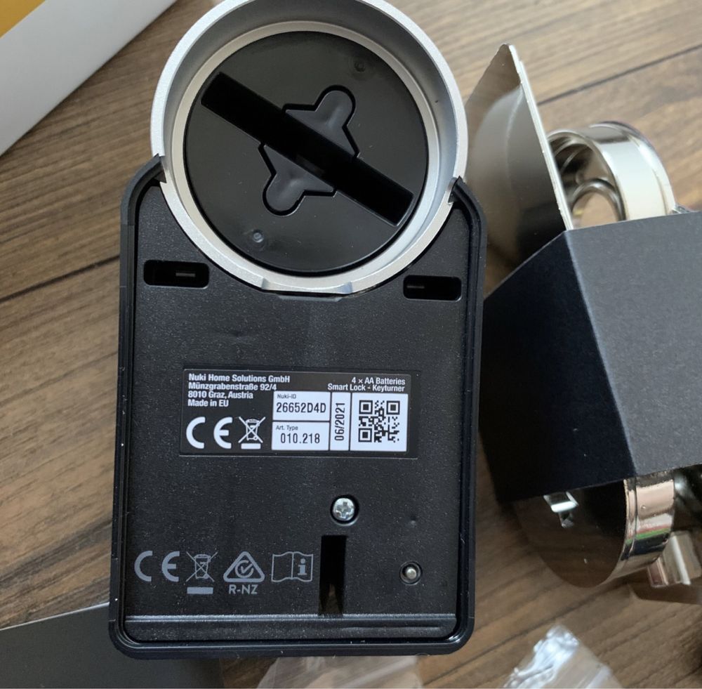 Nuki Smart Lock 2.0 - электронный замок для умного дома