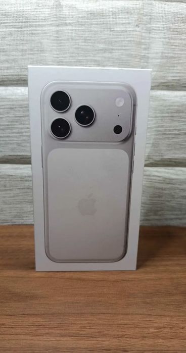iPhone 17 pro silver 256gb selado