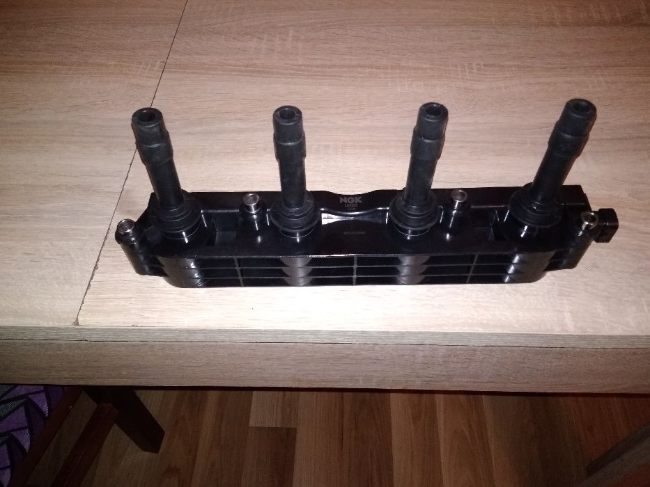 Cewka zapłonowa NGK U6002 Opel Meriva