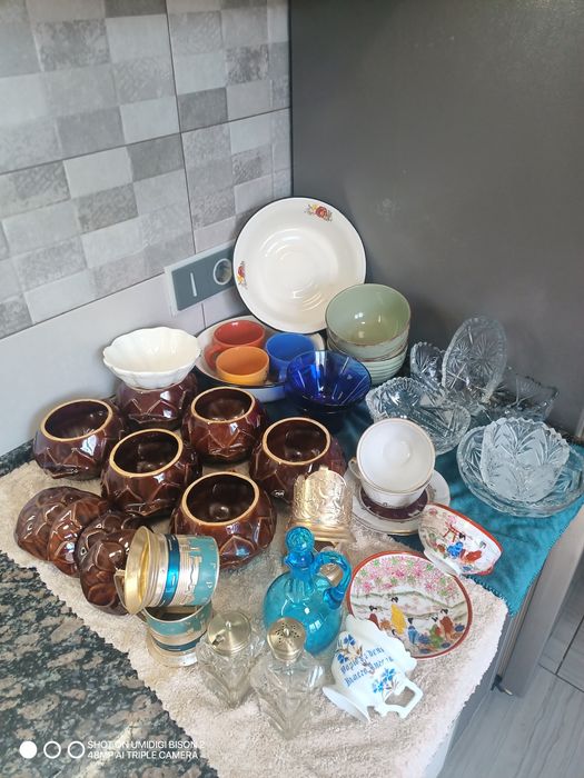 Кухонний посуд, кришталь, прибори, кераміка