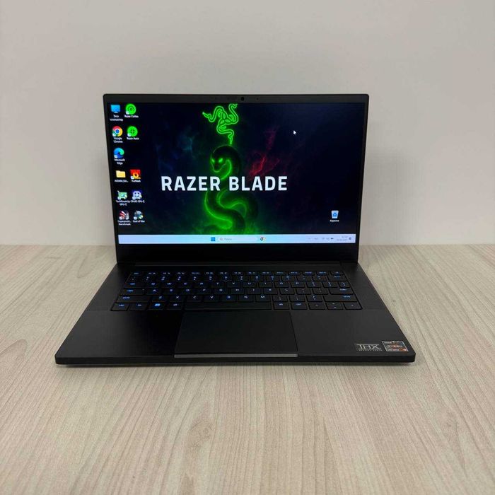 Razer Blade 14  2K 165Hz Ryzen 9 6900HX 16GB SSD 1TB RTX 3080Ti 16GB