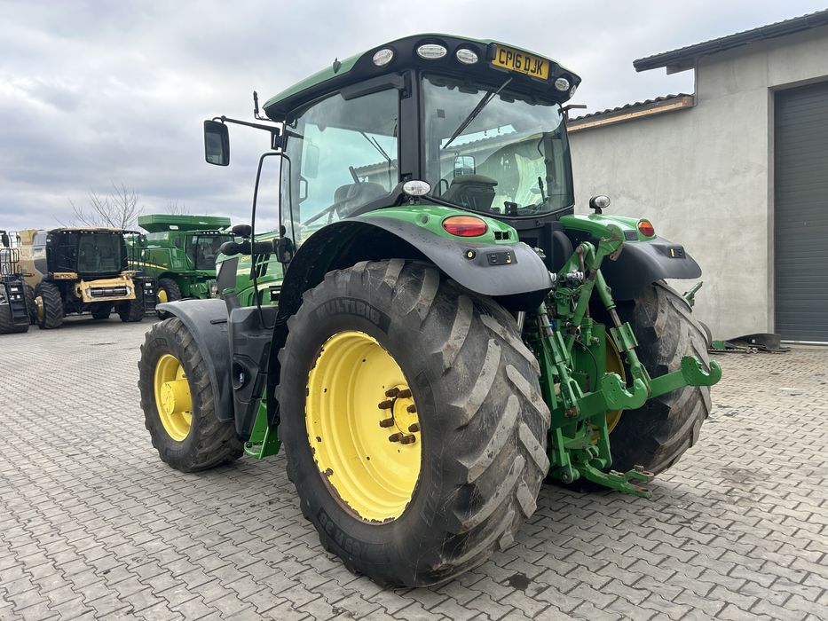 Трактор John Deere 6155R