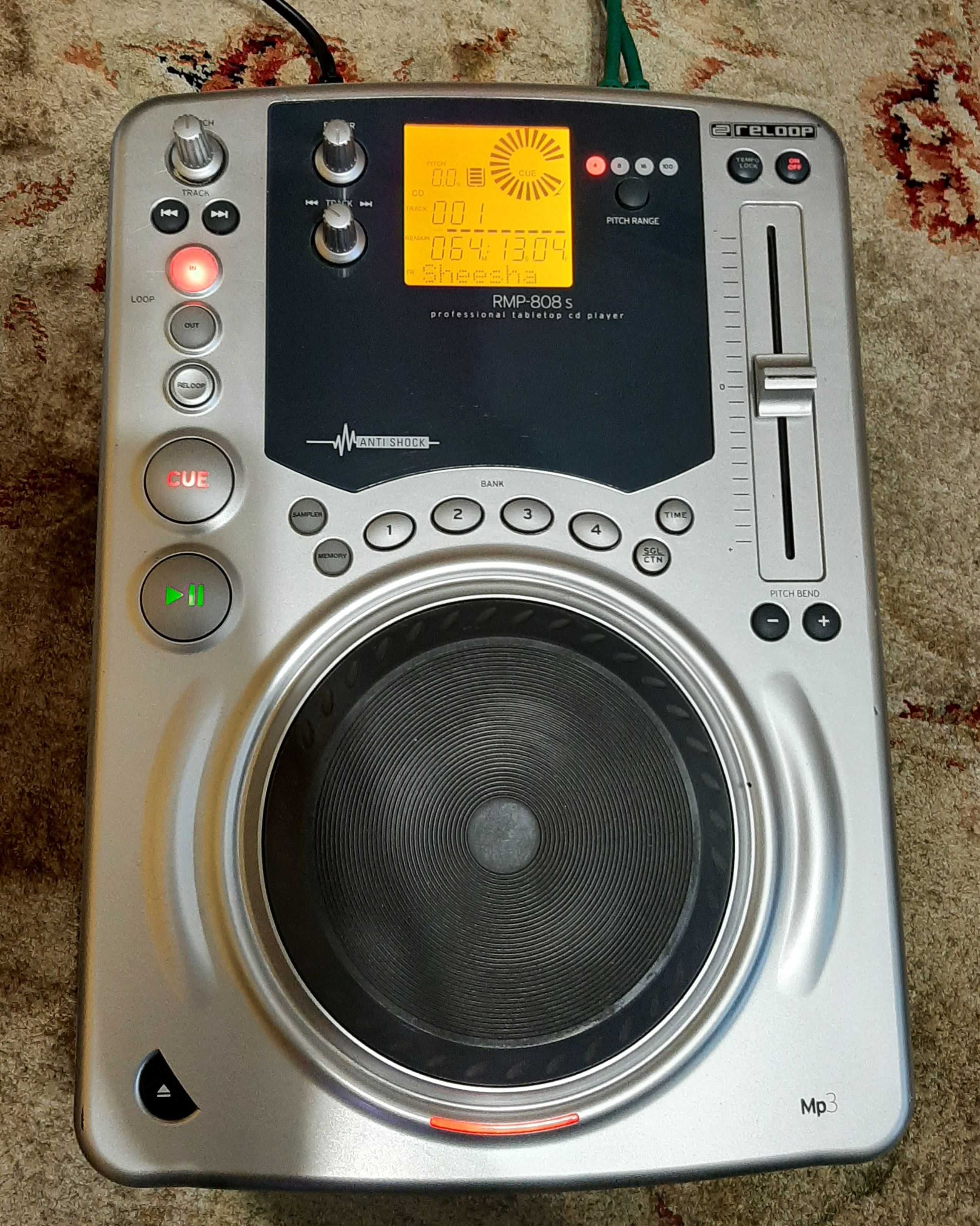 Zestaw Reloop Effex 2 + 2x RMP-808s + bonus