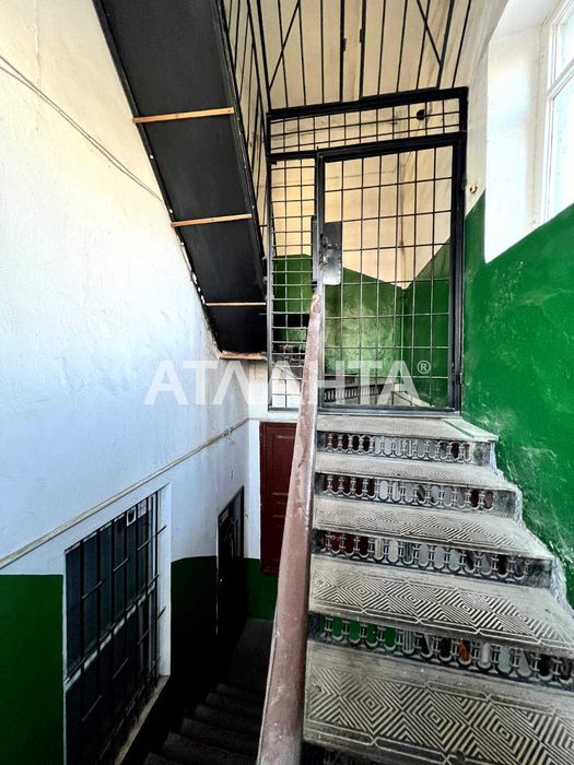 Большая 4-х комн. квартира в историческом центре города на ул. Пастера