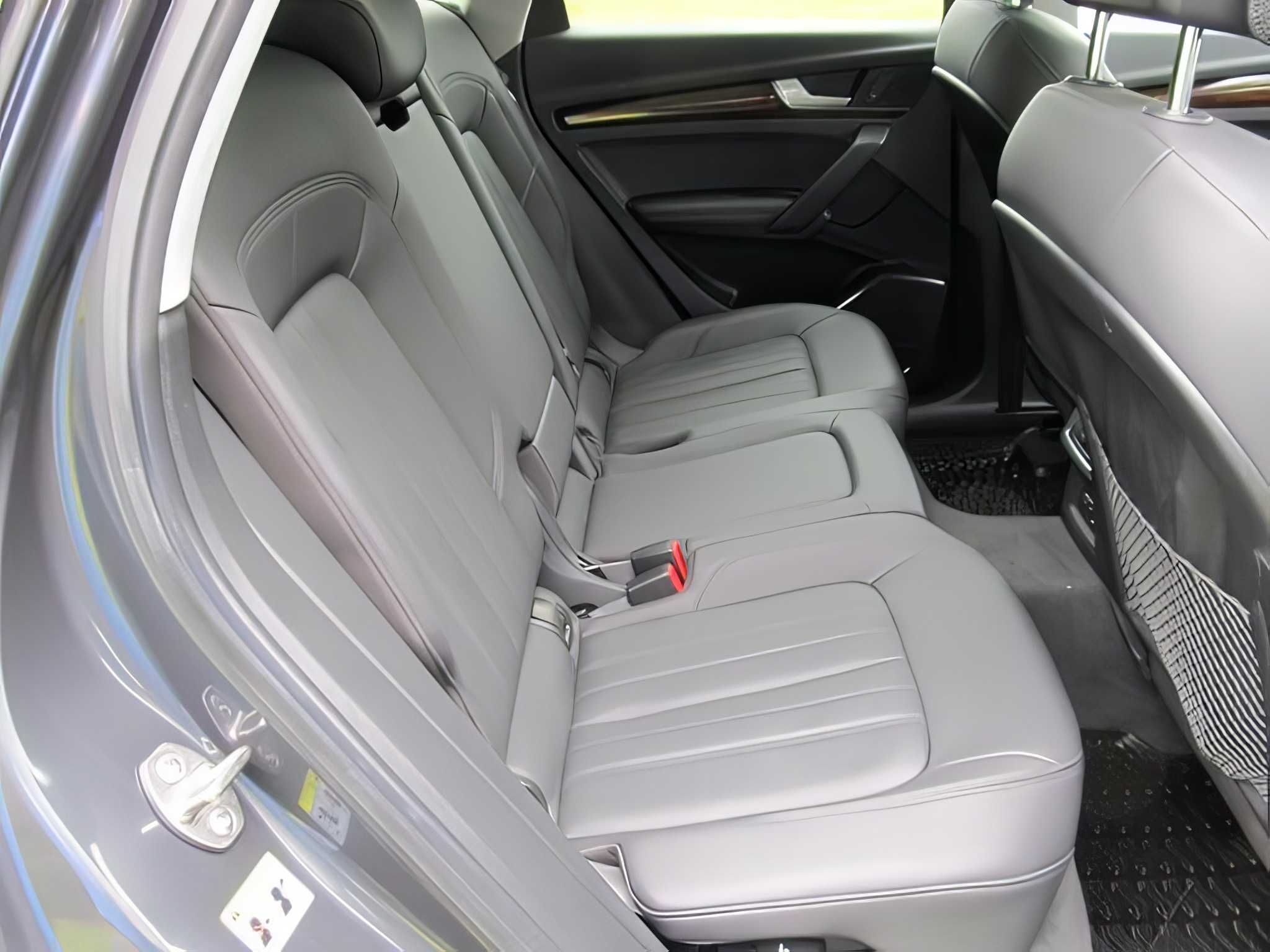 2020 Audi Q5 quattro Premium Plus