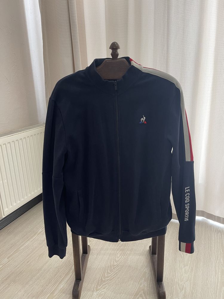 Олімпійка Le coq sportif