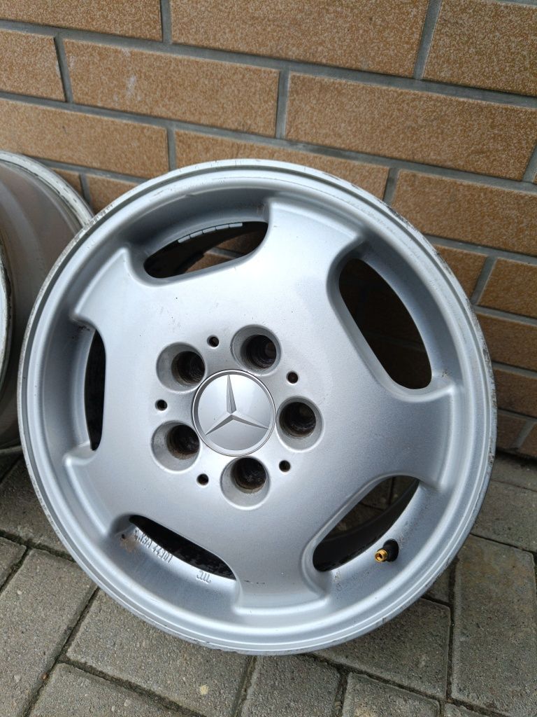 Felgi Aluminiowe 15 Cali 5x112 7Jx15H2 ET 37 - Mercedes Benz - WYSYŁKA