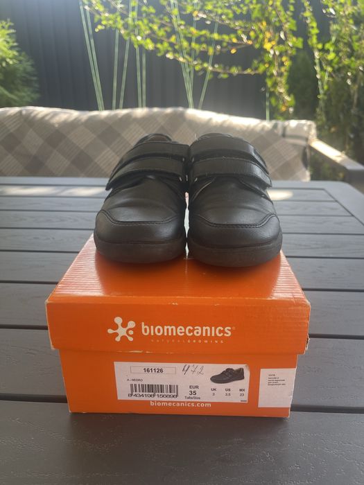 Biomecanics (Іспанія), шкіряні чорні туфлі, р. 35