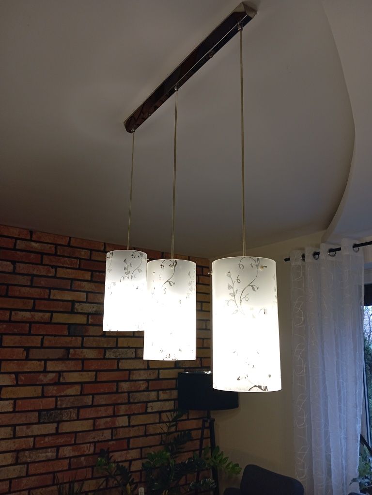 Lampa wisząca do salonu