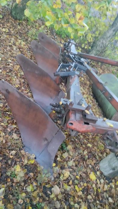 Плуг ПЛН-5,35 під Т-150