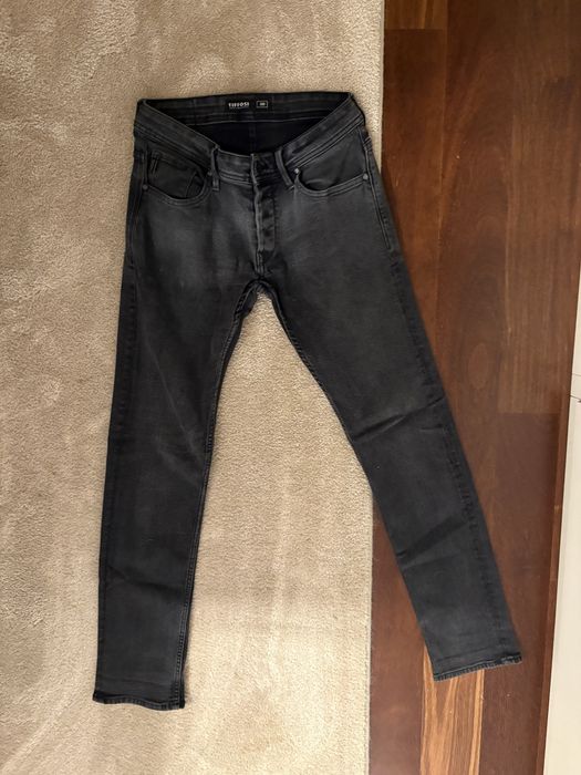 Calcas ganga - em bom estado (Lee, Levis e Tiffosi