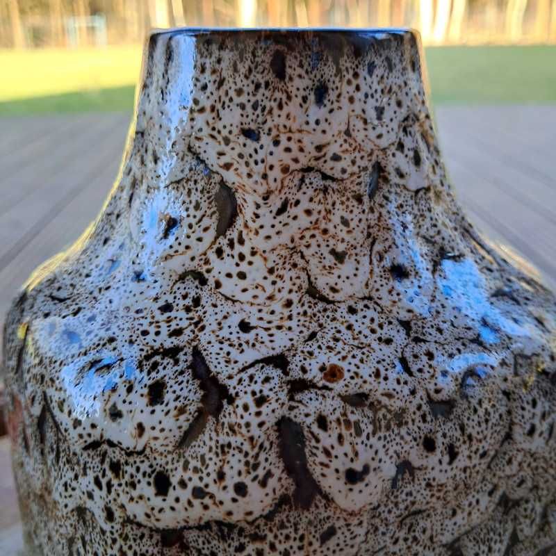 Piękny leśny masywny wazon ceramiczny