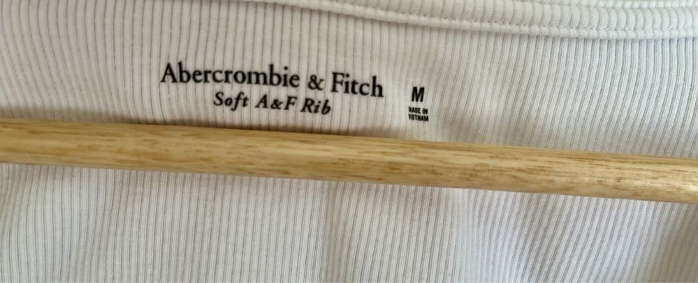 T-shirt abercrombie & fitch