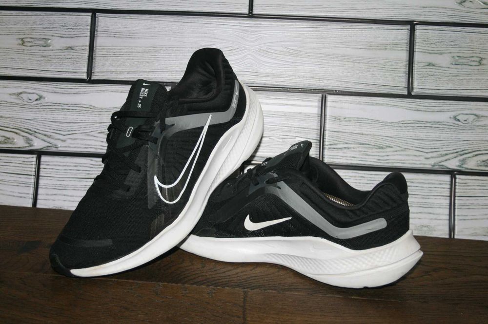 Кроссовки беговые Nike Quest 05   45 р. ( 28,5 см.)
