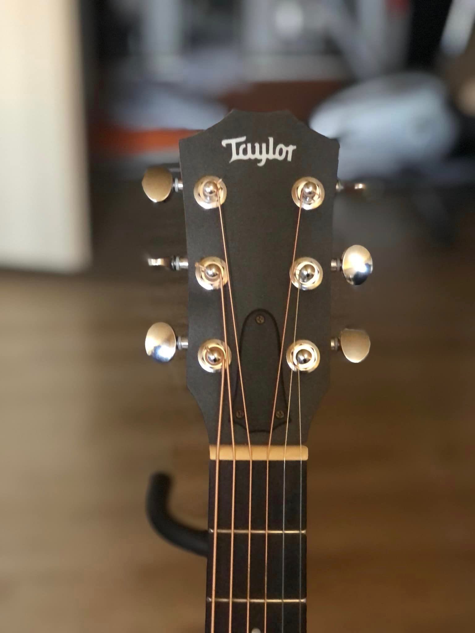 Gitara Taylor GS Mini E-Koa