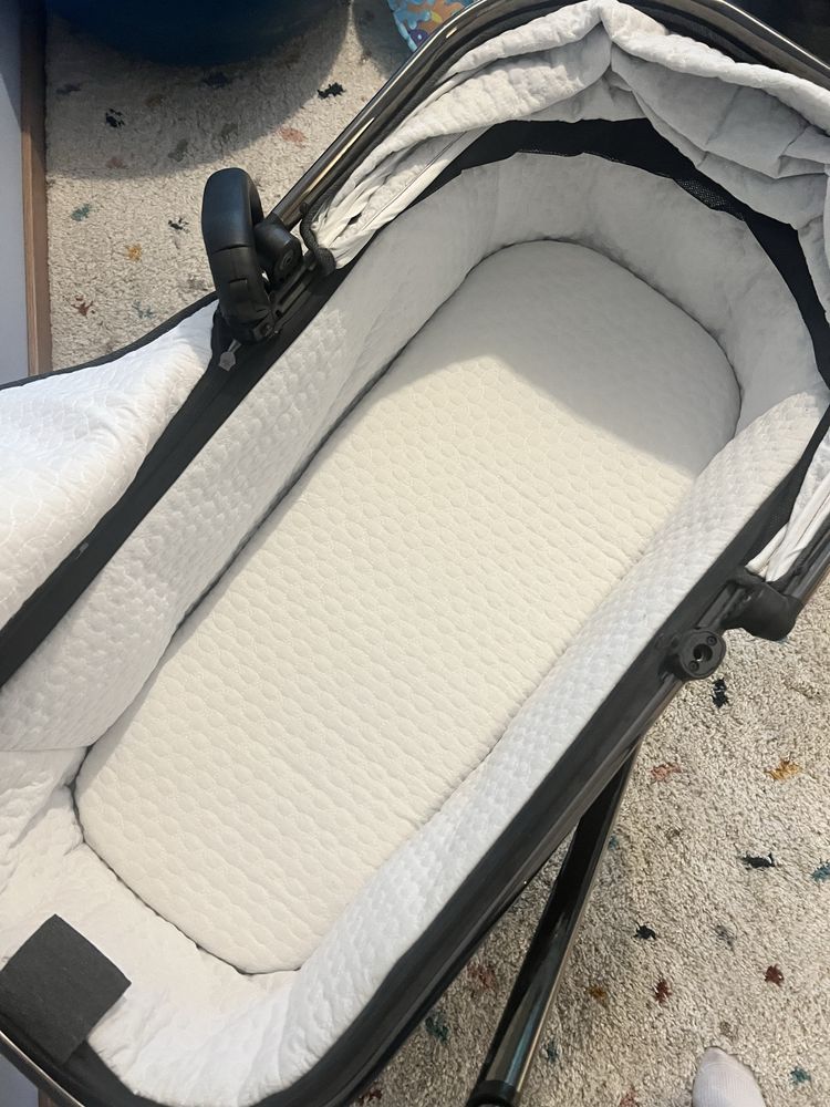 Wózek 2 w 1 Muuvo Quick 2.0 Black Chrome XL + akcesoria