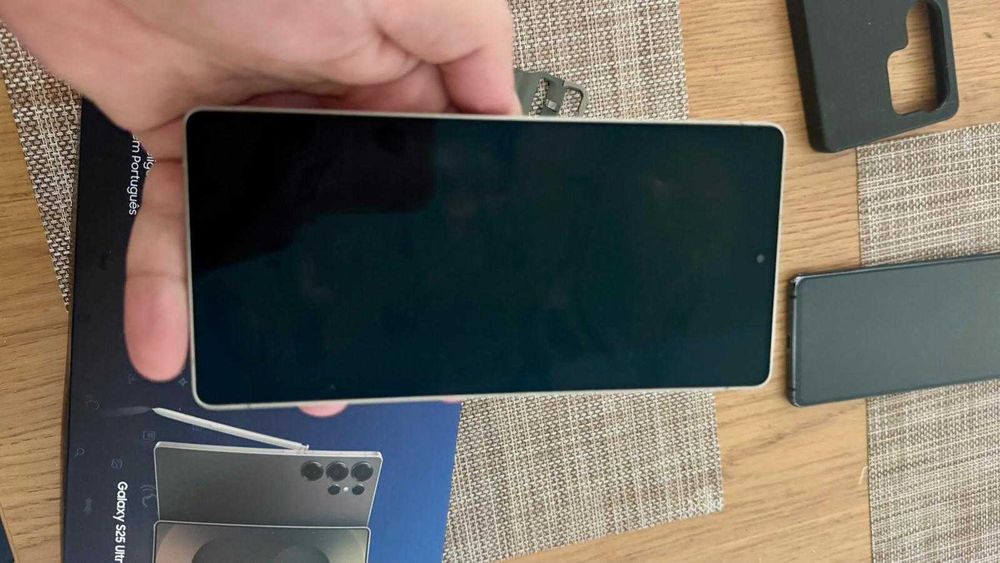 Samsung S25 ULTRA 512 GB e mais um relogio Galaxy whatch 7