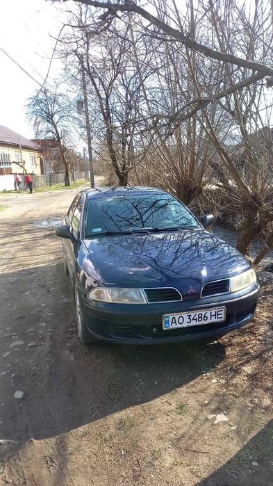 Продам Mitsubishi charisma