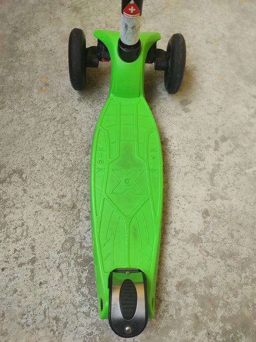 Самокат трьохколісний Micro Maxi