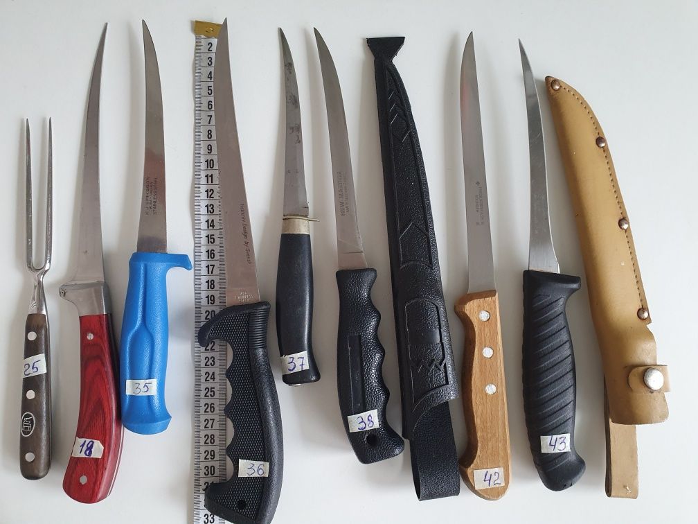 Ножи  разные столовые ,кухонные . Новые и б / у