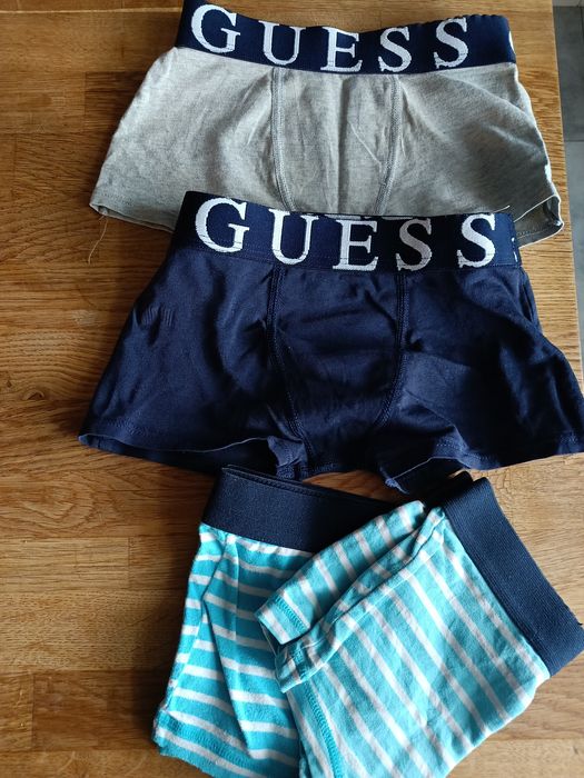 Majtki bokserki Guess dla chłopca 98/110