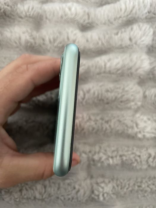 Продам айфон 11 ідеальний стан