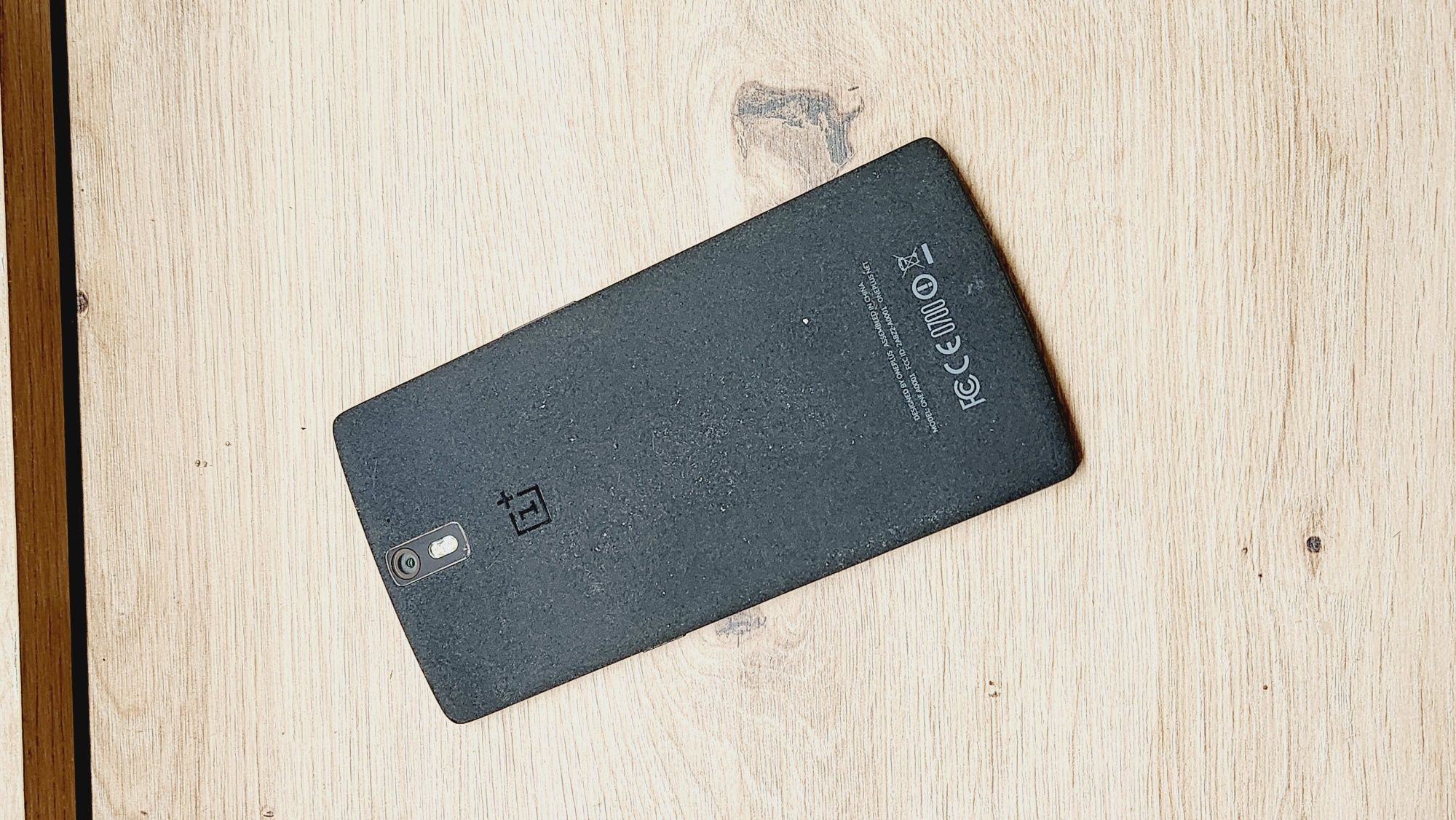 Smartfon OnePlus One A001 3/64GB