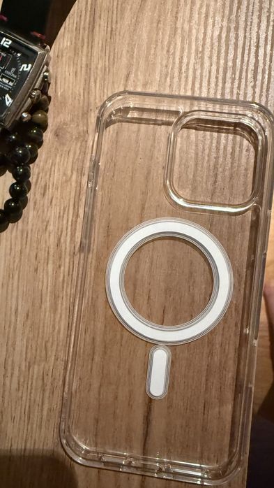 vendo capas para iphone 16 pro max novo
