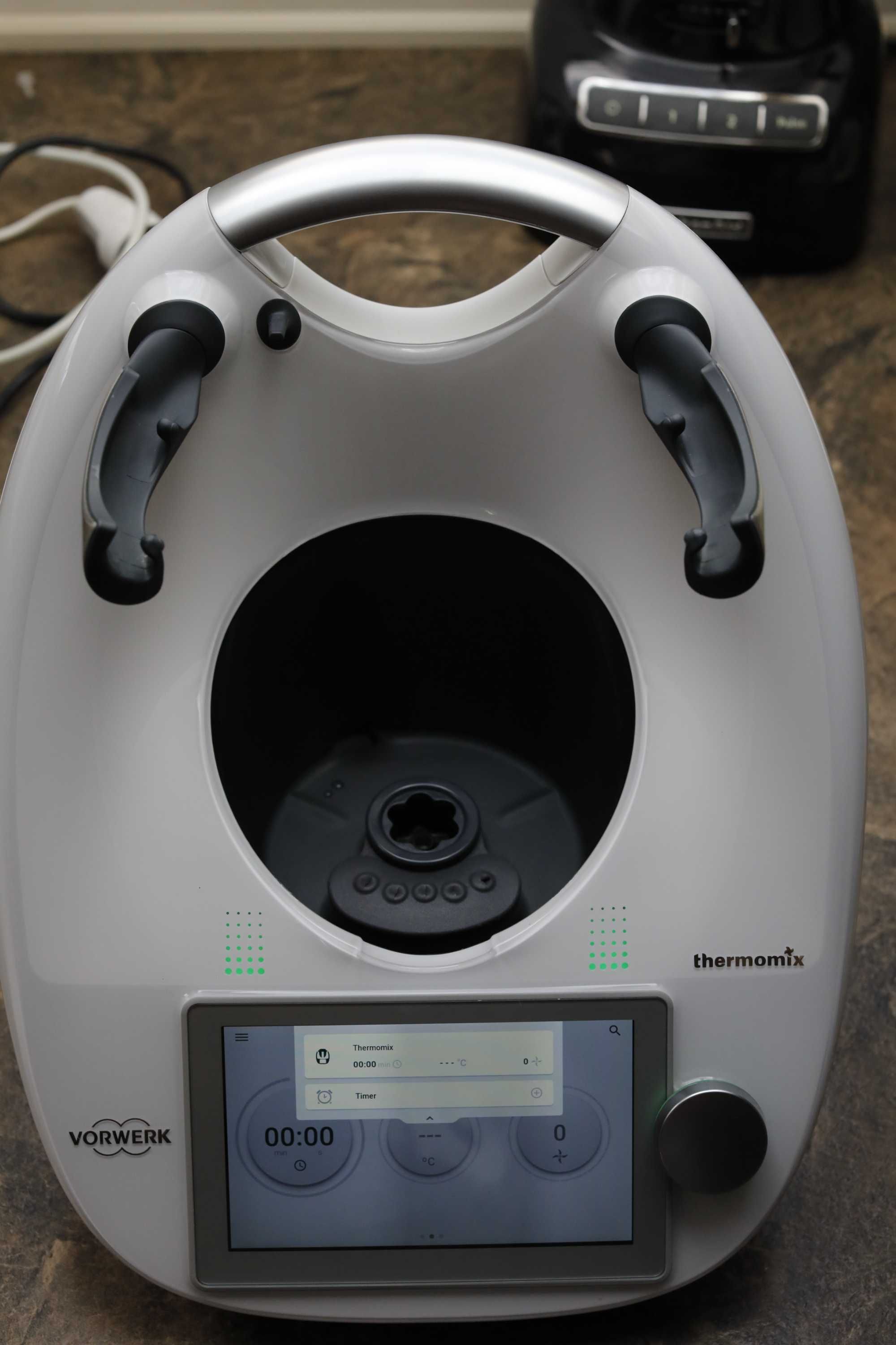 THERMOMIX Worwerk model TM6, kolor biały, stan bardzo dobry