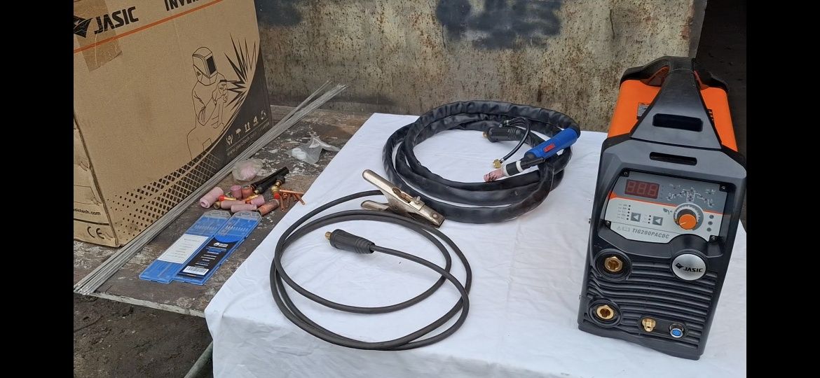 Jasic TIG-200P AC/DC (E201)