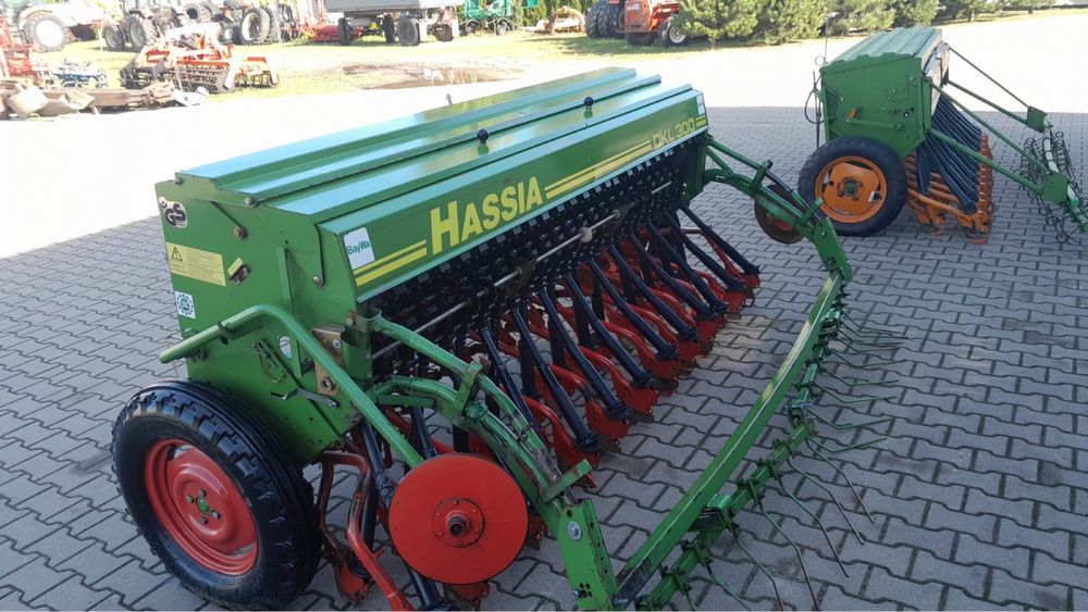 Siewnik Amazone D8 Special / Hassia DKL 300 3m