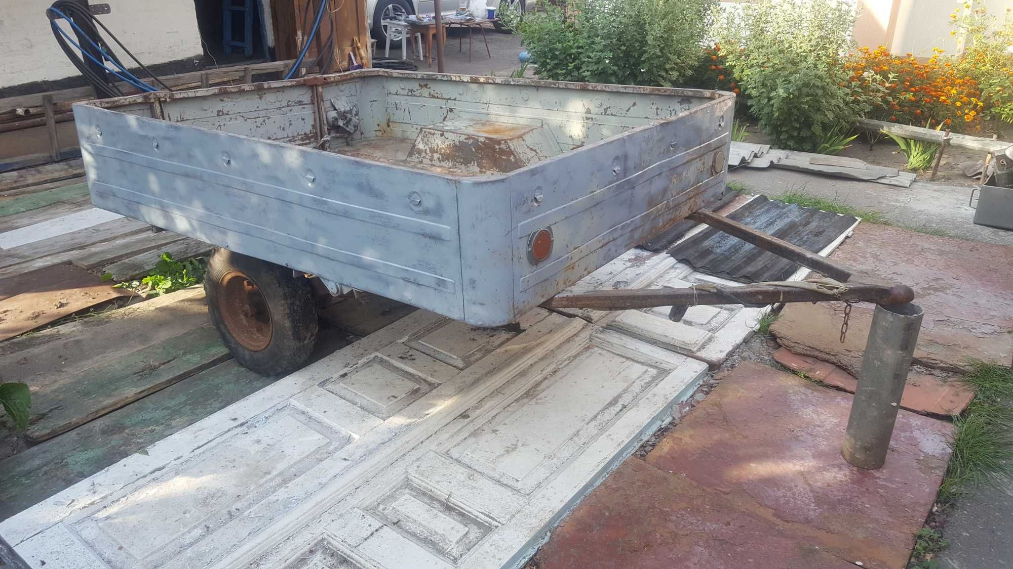 Продам причіп прицеп легковий з документами