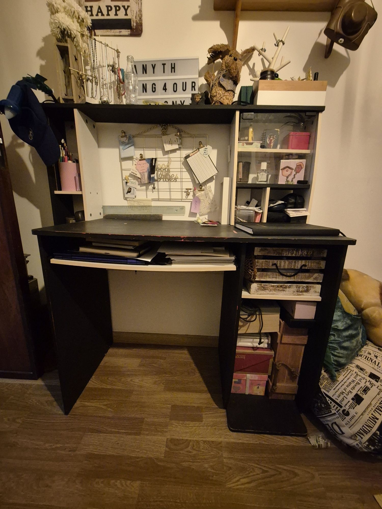 secretária / mesa de computador