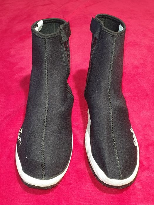 NOWE wodoodporne ochraniacze nakładki na buty o dł. do 26cm / 38