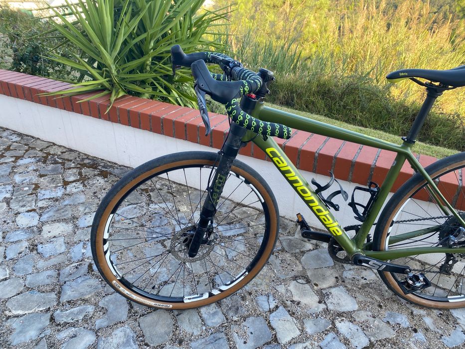 Vendo Cannondale Slate com Lefty Carbono