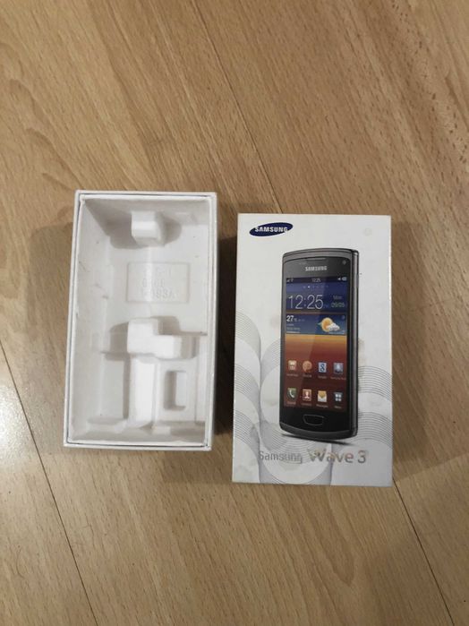 Oryginalne pudełko do telefonu Samsung Wave 3 + słuchawki