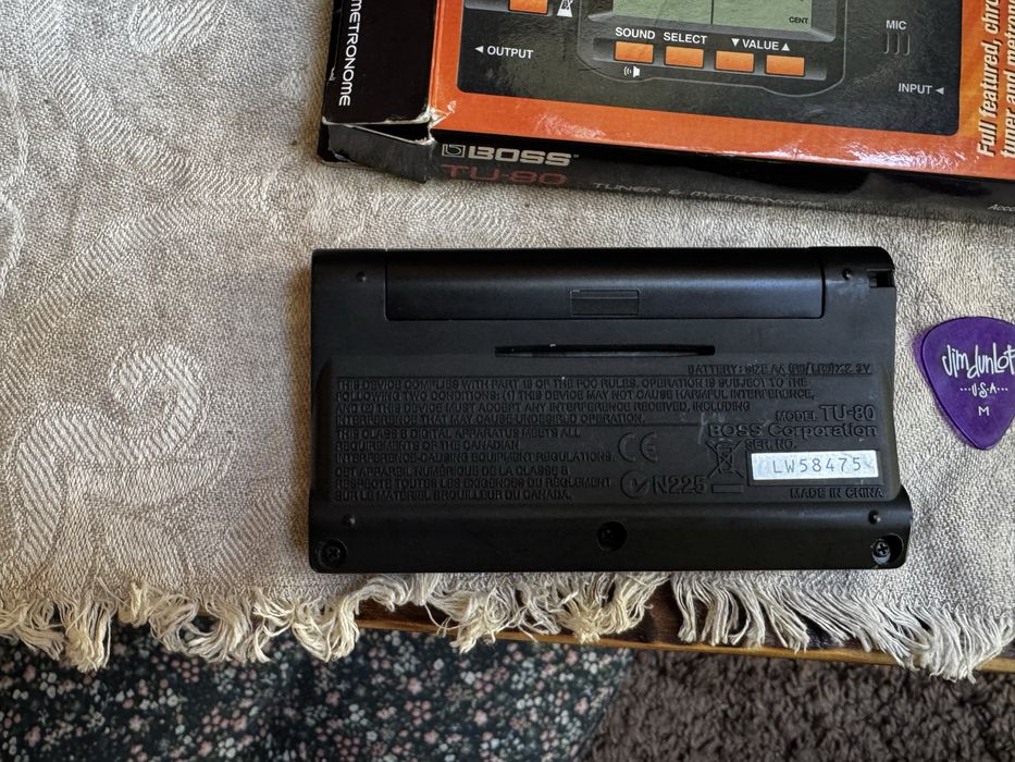 BOSS TU-80 Tuner & Metronome