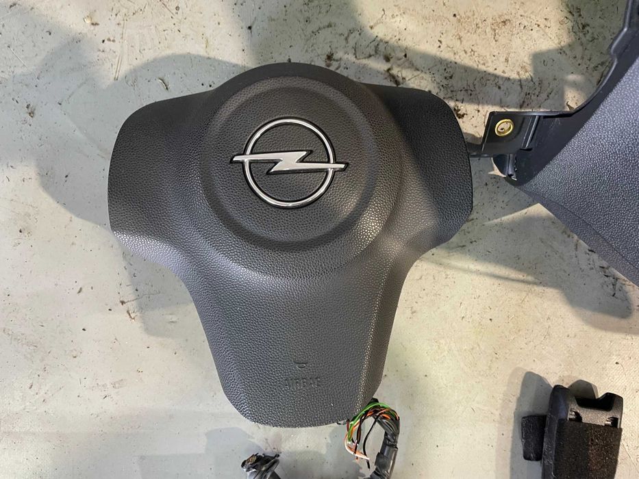 OPEL CORSA D konsola deska rozdzielcza komplet