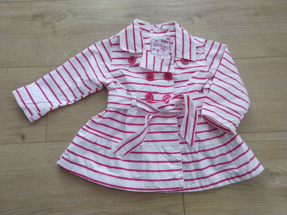 Wiosenny płaszczyk dla dziewczynki rozmiar 74. Stan idealny