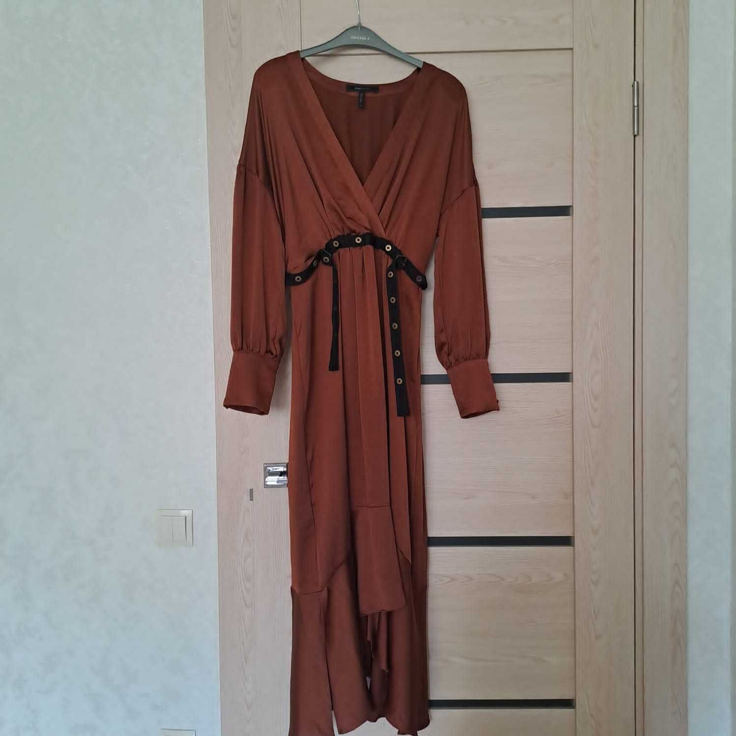 BCBG сукня, кольору каштан